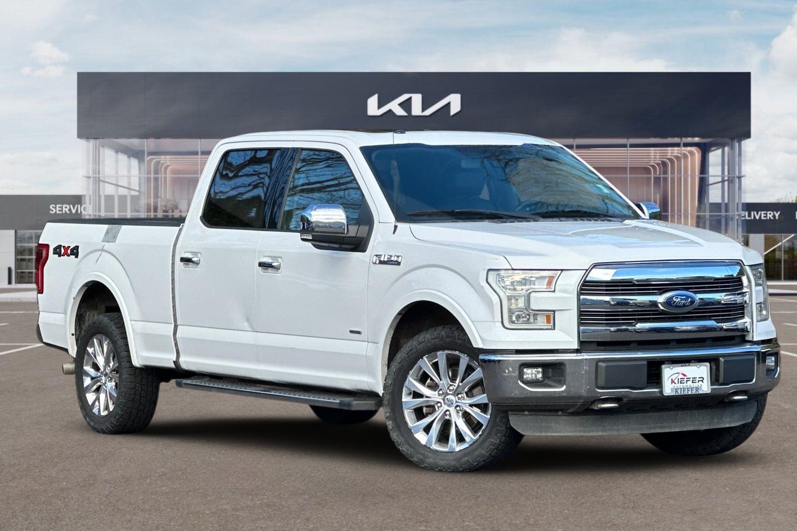 2015 Ford F-150 Lariat photo 2