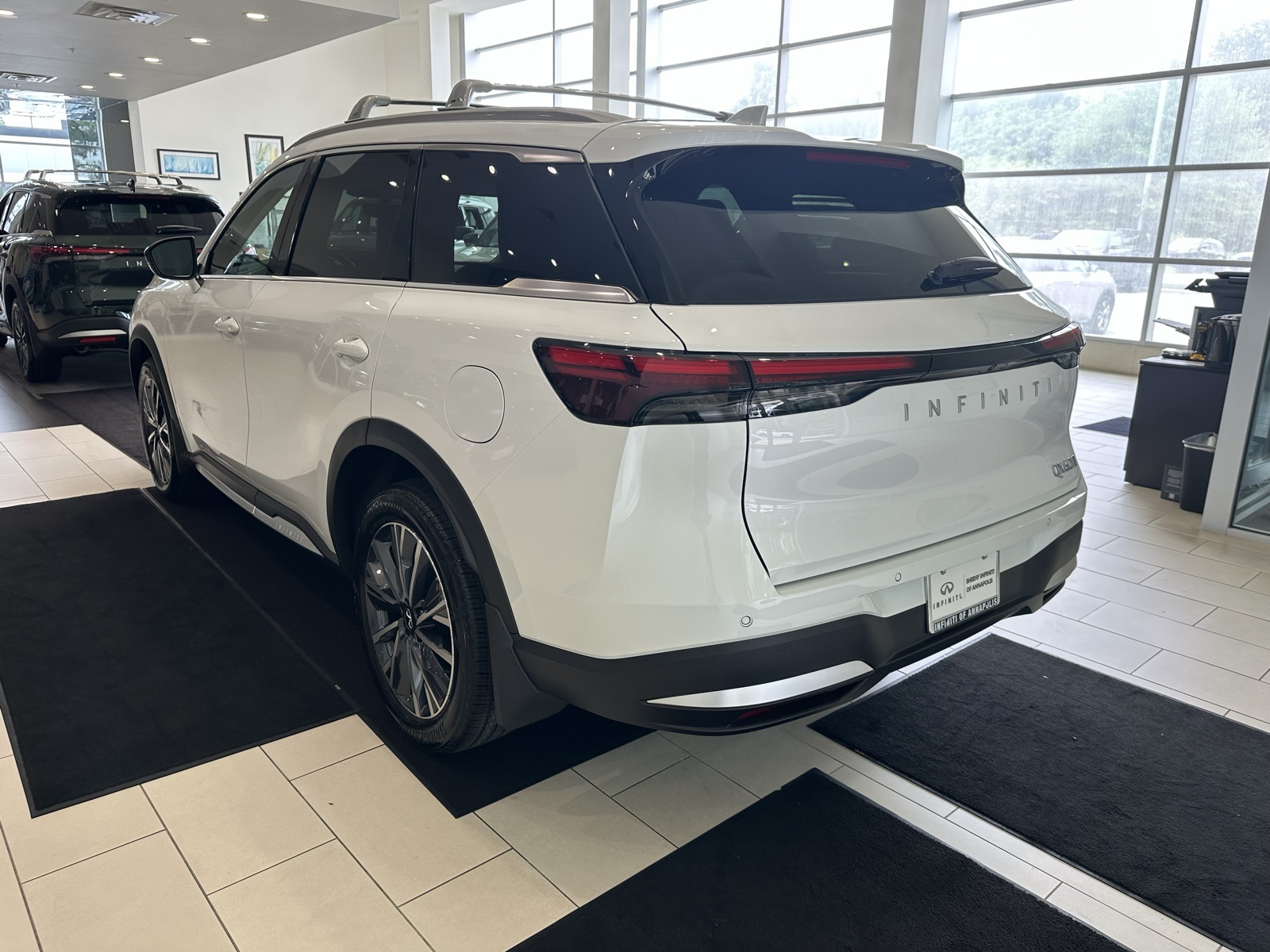 2026 Infiniti QX60 Luxe photo 5