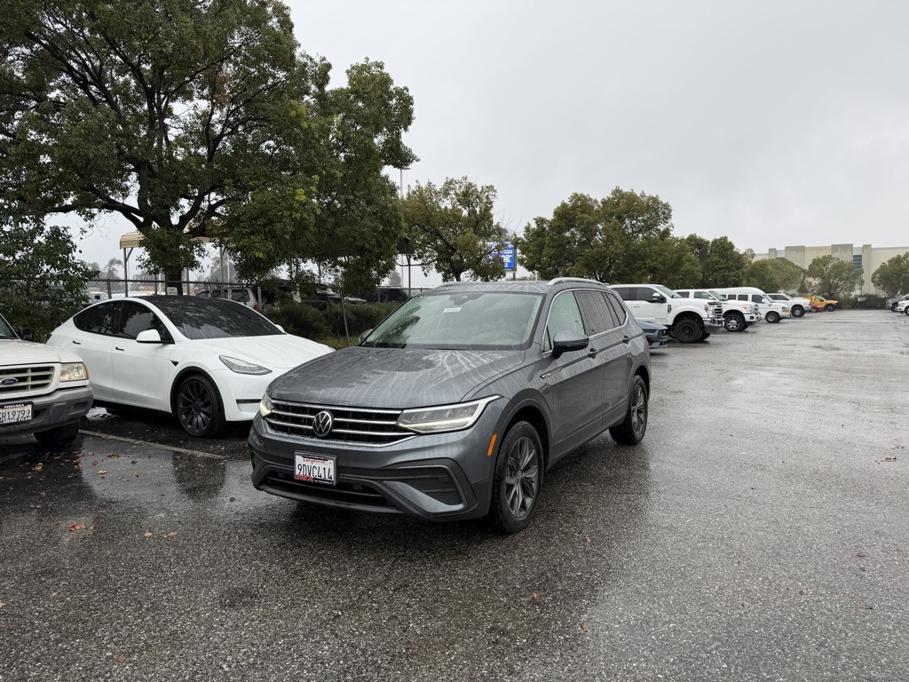 2023 Volkswagen Tiguan SE