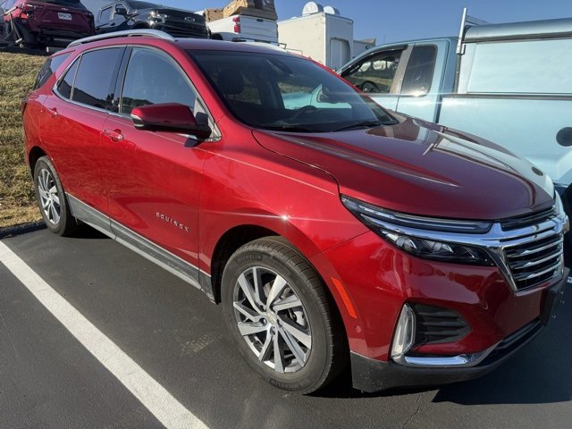 2022 Chevrolet Equinox Premier photo 2