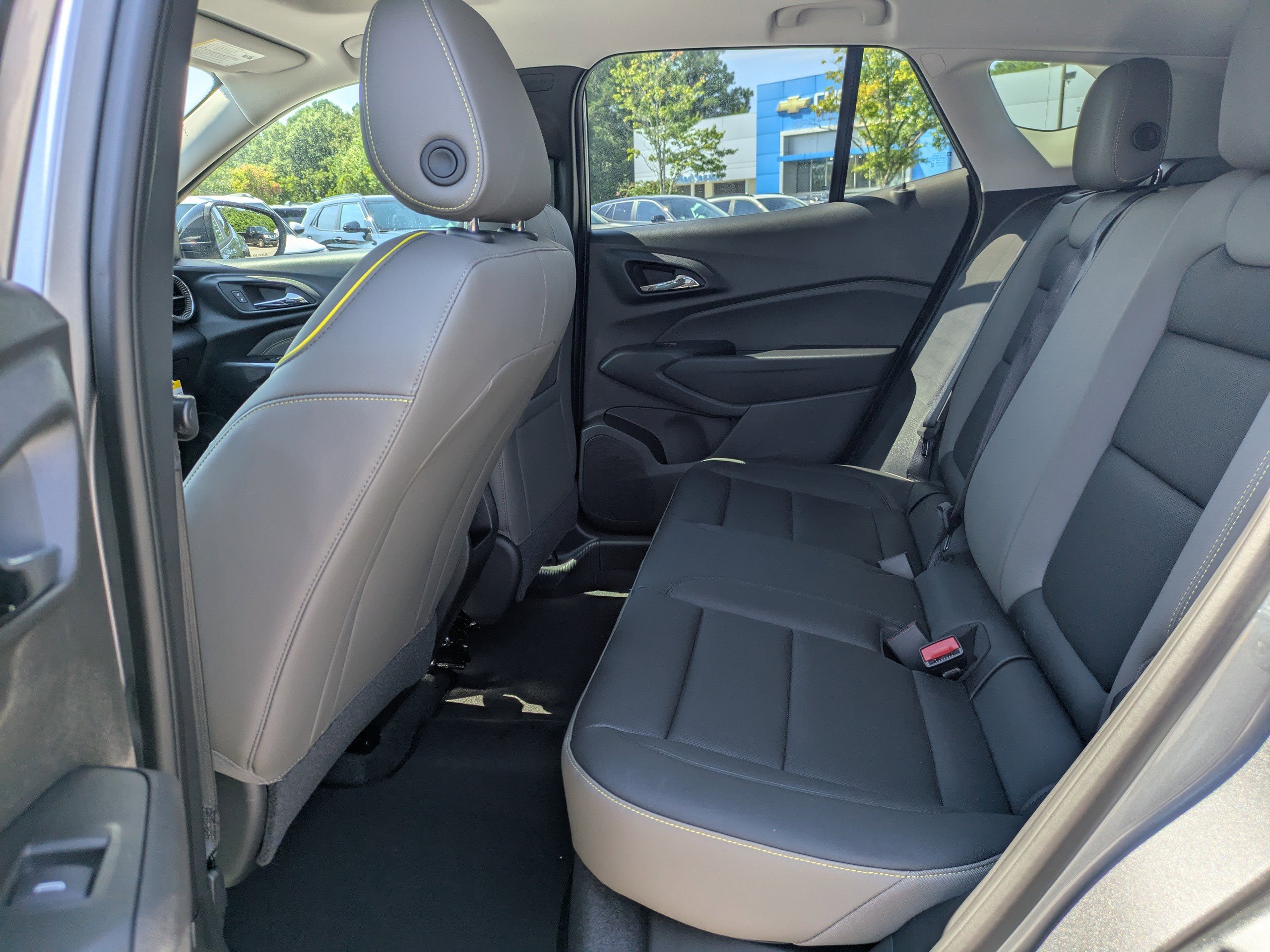 2025 Chevrolet Trax ACTIV photo 11