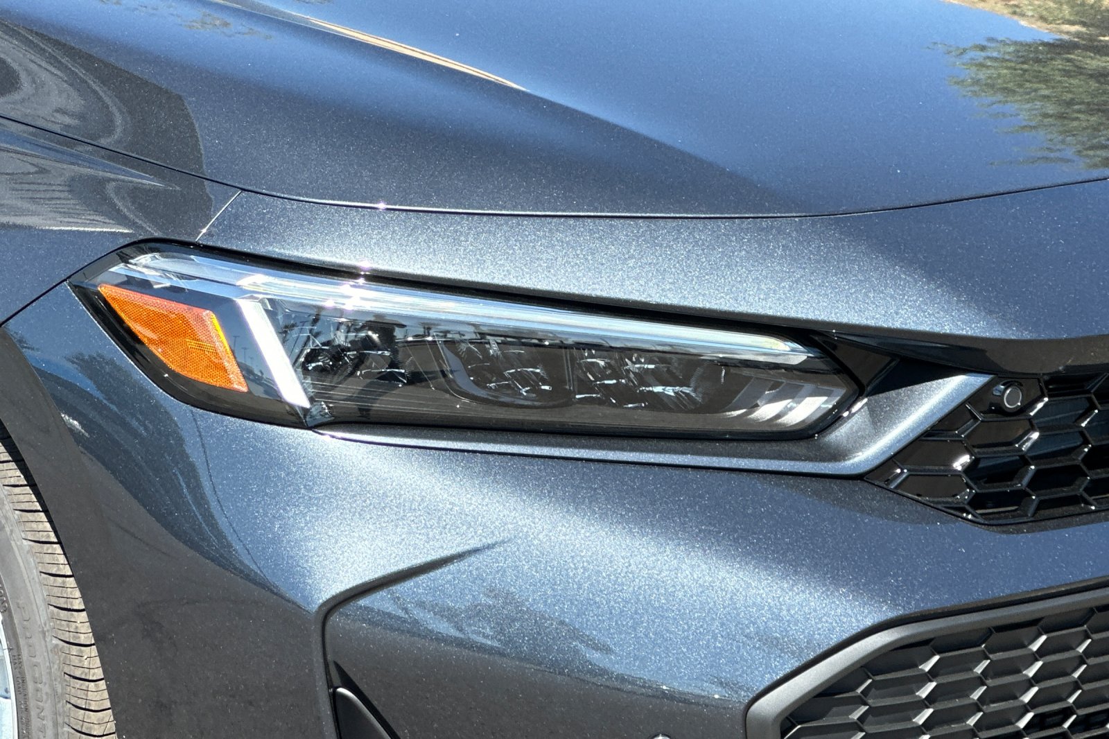 2025 Honda Civic Hybrid Sport Touring photo 28