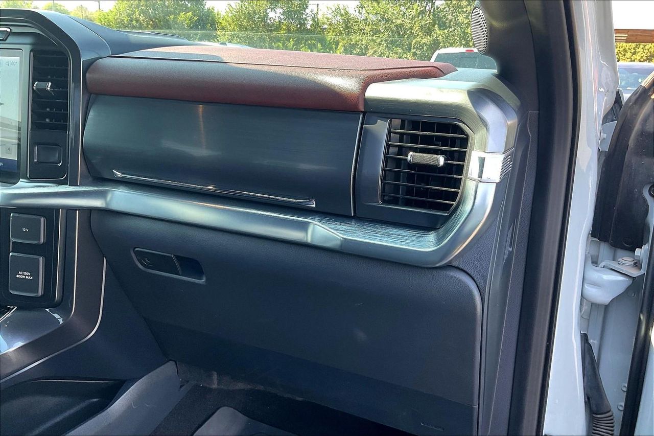 2023 Ford F-150 Lariat photo 22