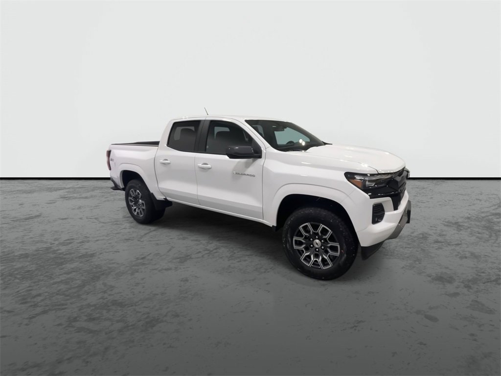2025 Chevrolet Colorado Z71 photo 2