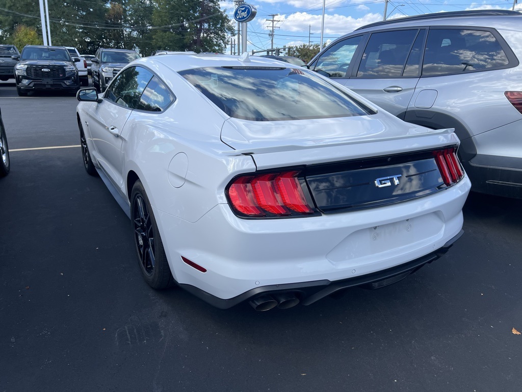 2020 Ford Mustang GT photo 3