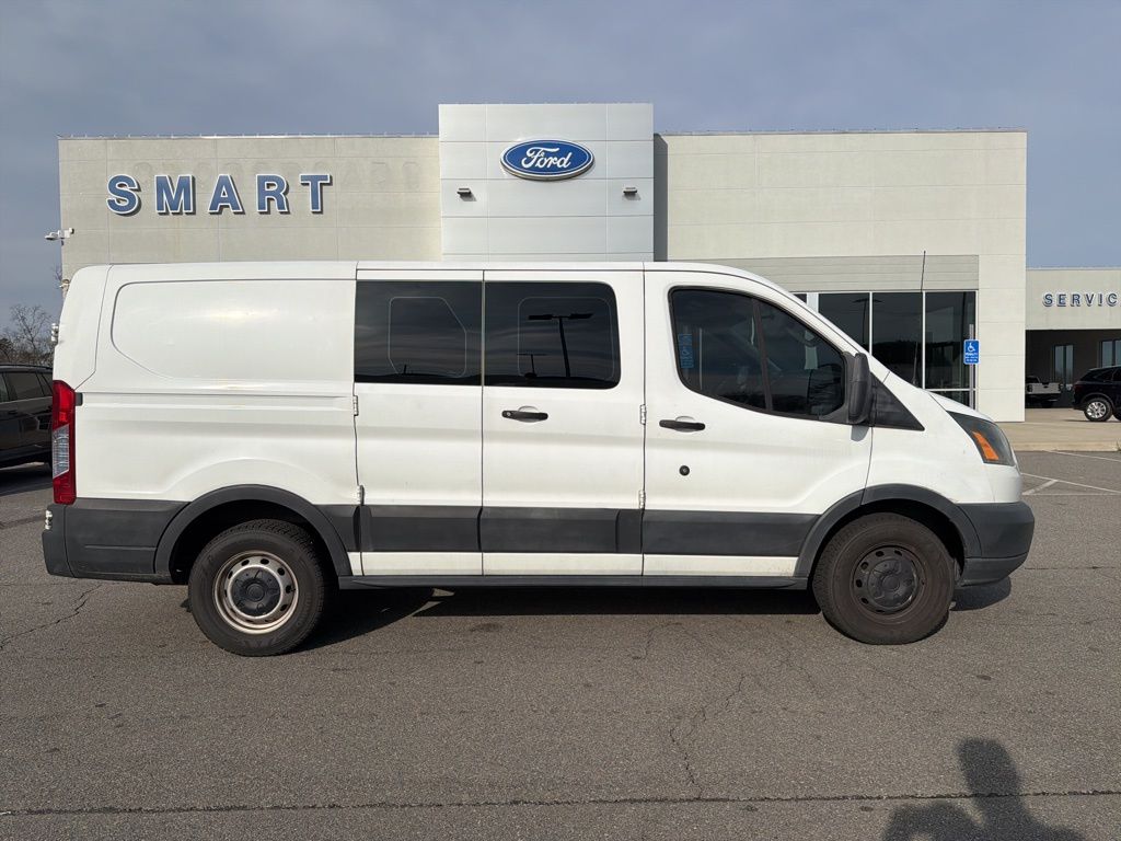2015 Ford Transit Base