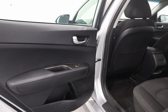 2019 Kia Optima LX photo 11
