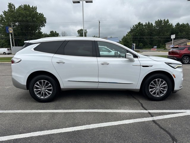 2023 Buick Enclave Essence photo 4