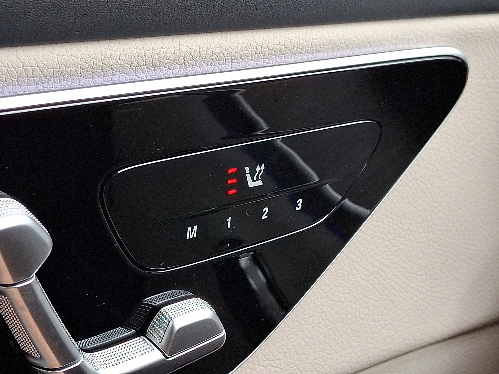 2026 Mercedes Benz GLC 300 4MATIC photo 16