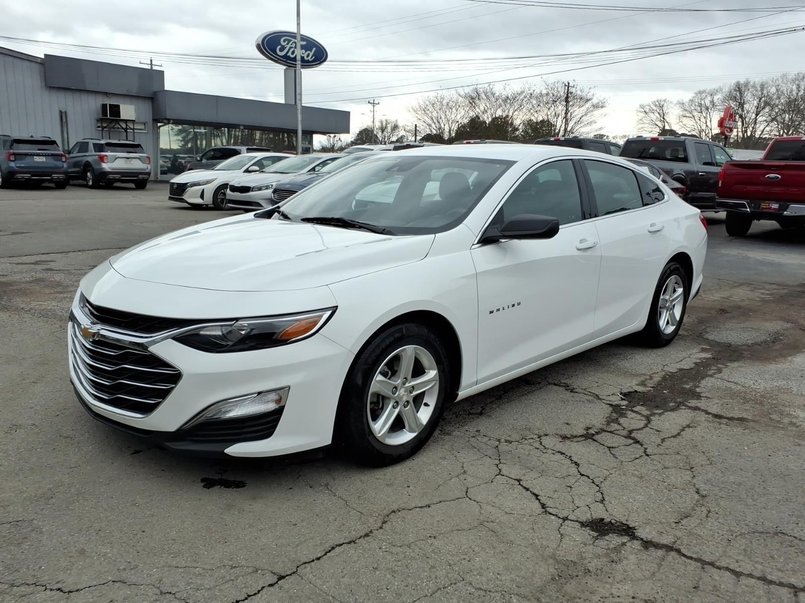 Used 2023 Chevrolet Malibu 1LS with VIN 1G1ZB5ST2PF216809 for sale in Hartselle, AL