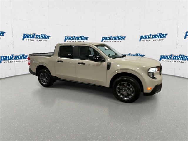 2025 Ford Maverick XLT photo 2