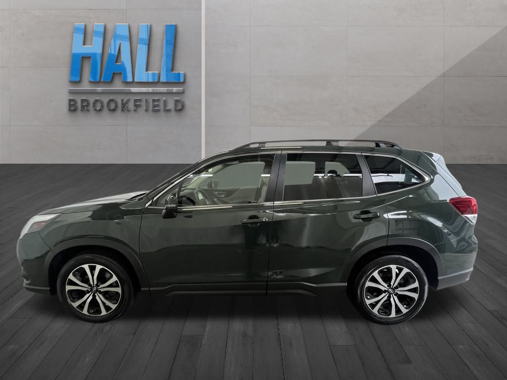 2022 Subaru Forester Limited photo 2