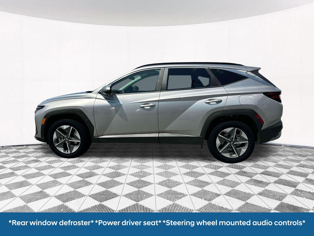 2025 Hyundai Tucson SEL photo 3