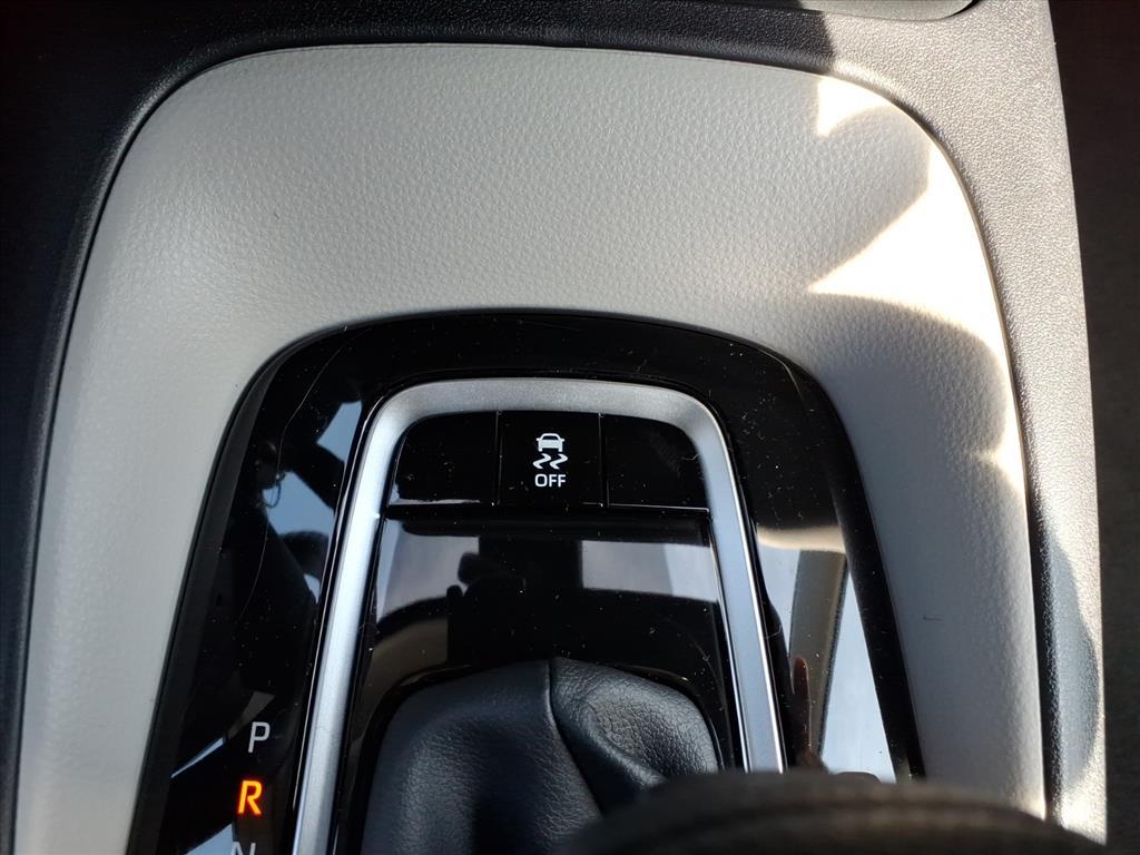 2026 Toyota Corolla LE photo 18