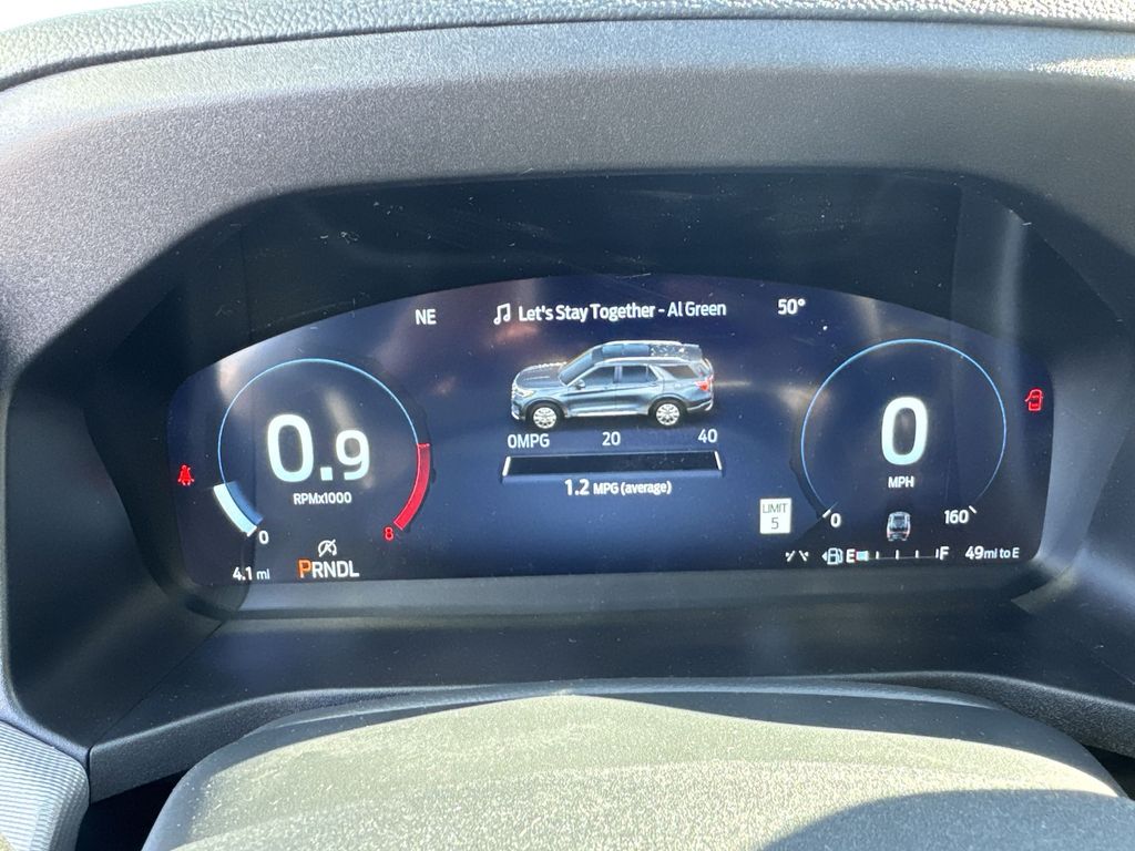 2026 Ford Explorer photo 4