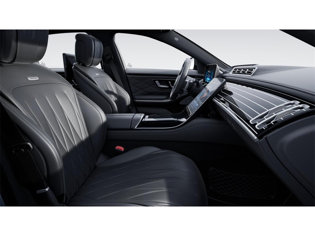 2025 Mercedes Benz S AMG 63 4MATIC photo 4