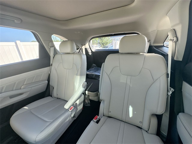 2025 Kia Sorento X-Line SX photo 31