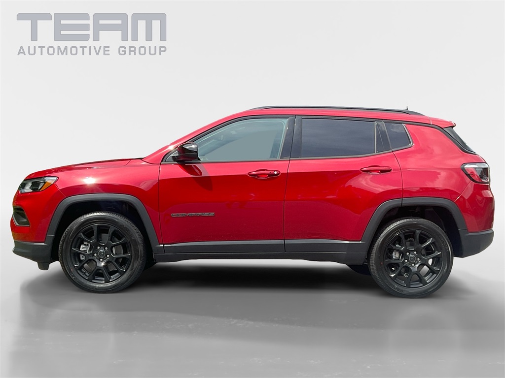 2025 Jeep Compass Latitude photo 4
