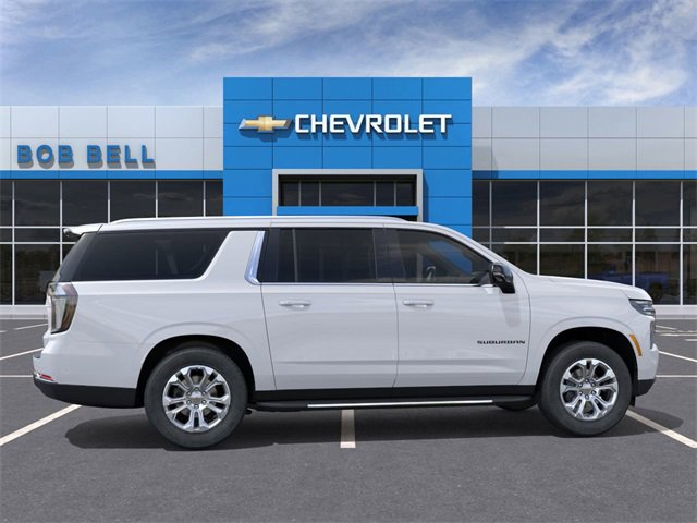 2026 Chevrolet Suburban LT photo 4