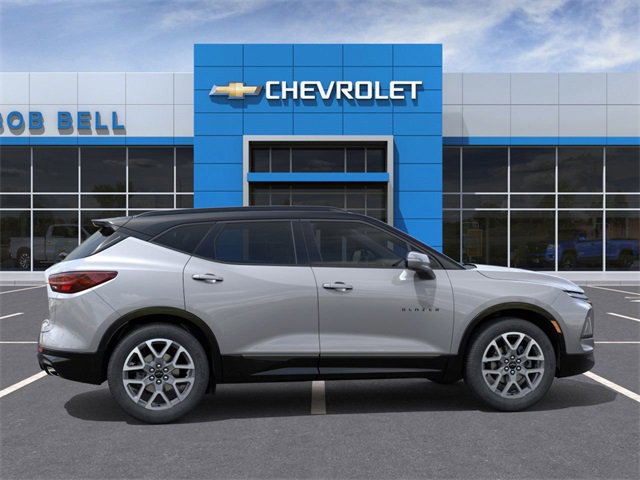 2025 Chevrolet Blazer RS photo 3
