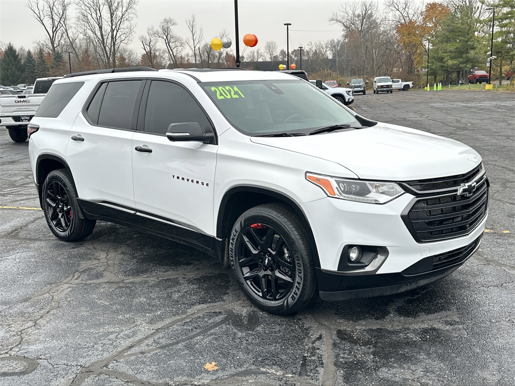 2021 CHEVROLET TRAVERSE - Image 2
