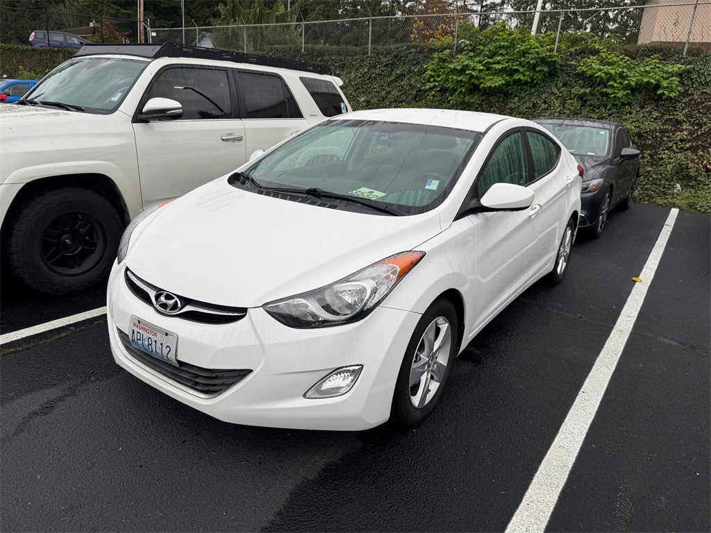 2013 Hyundai Elantra GLS photo 2