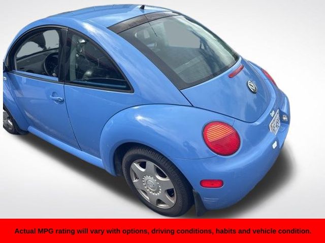2001 Volkswagen Beetle GLS photo 3