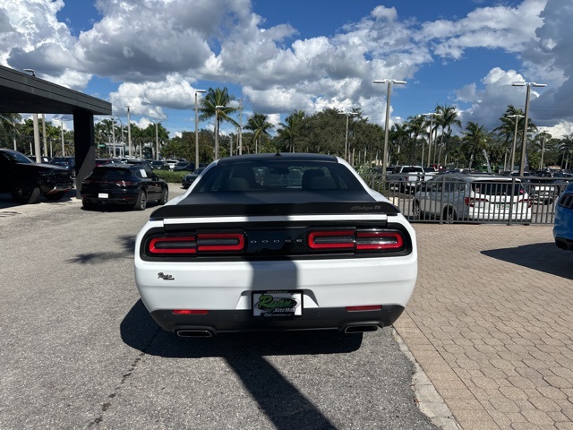 2023 Dodge Challenger R/T photo 7