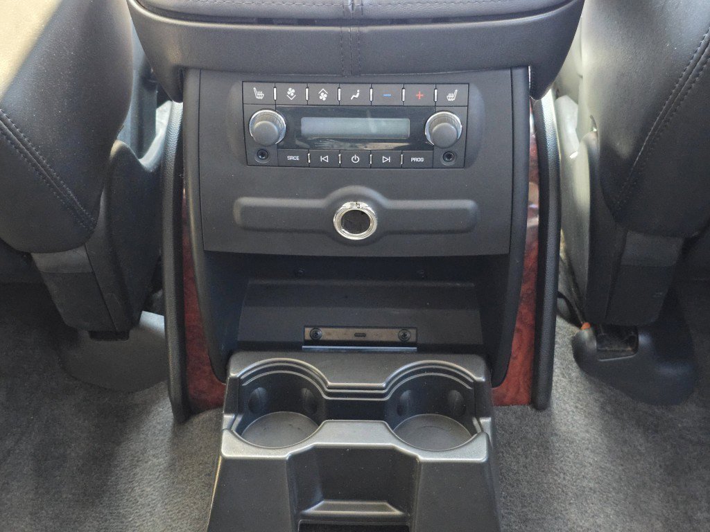 2007 Cadillac Escalade Base photo 26