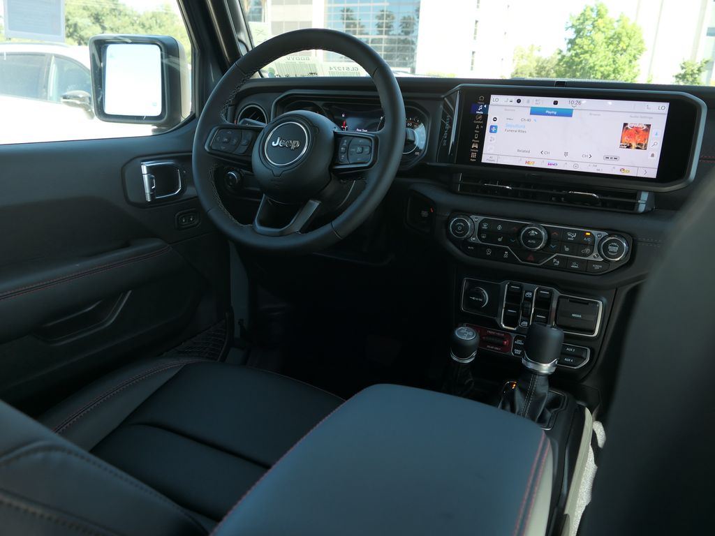 2025 Jeep Gladiator Rubicon photo 18
