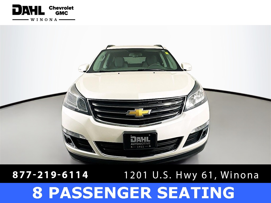 2015 Chevrolet Traverse 1LT photo 3