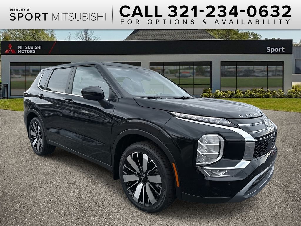 2025 Mitsubishi Outlander SE's photo
