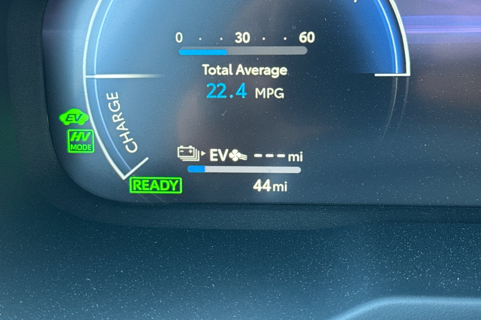 2025 Toyota RAV4 Hybrid XSE photo 24