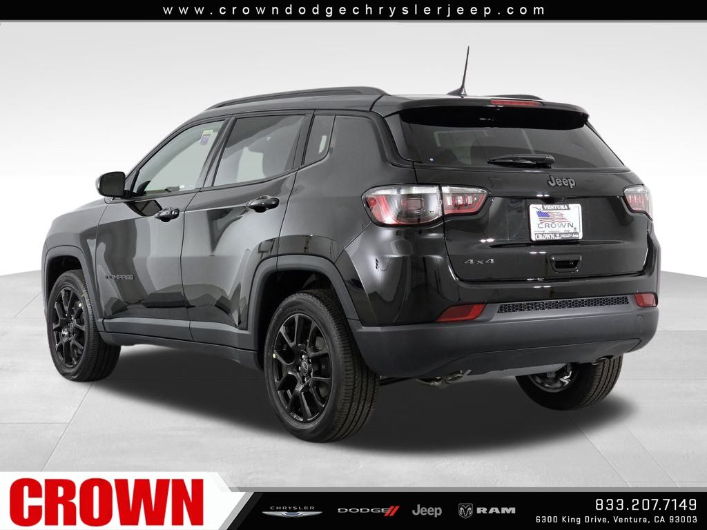 2026 Jeep Compass Latitude Altitude photo 4