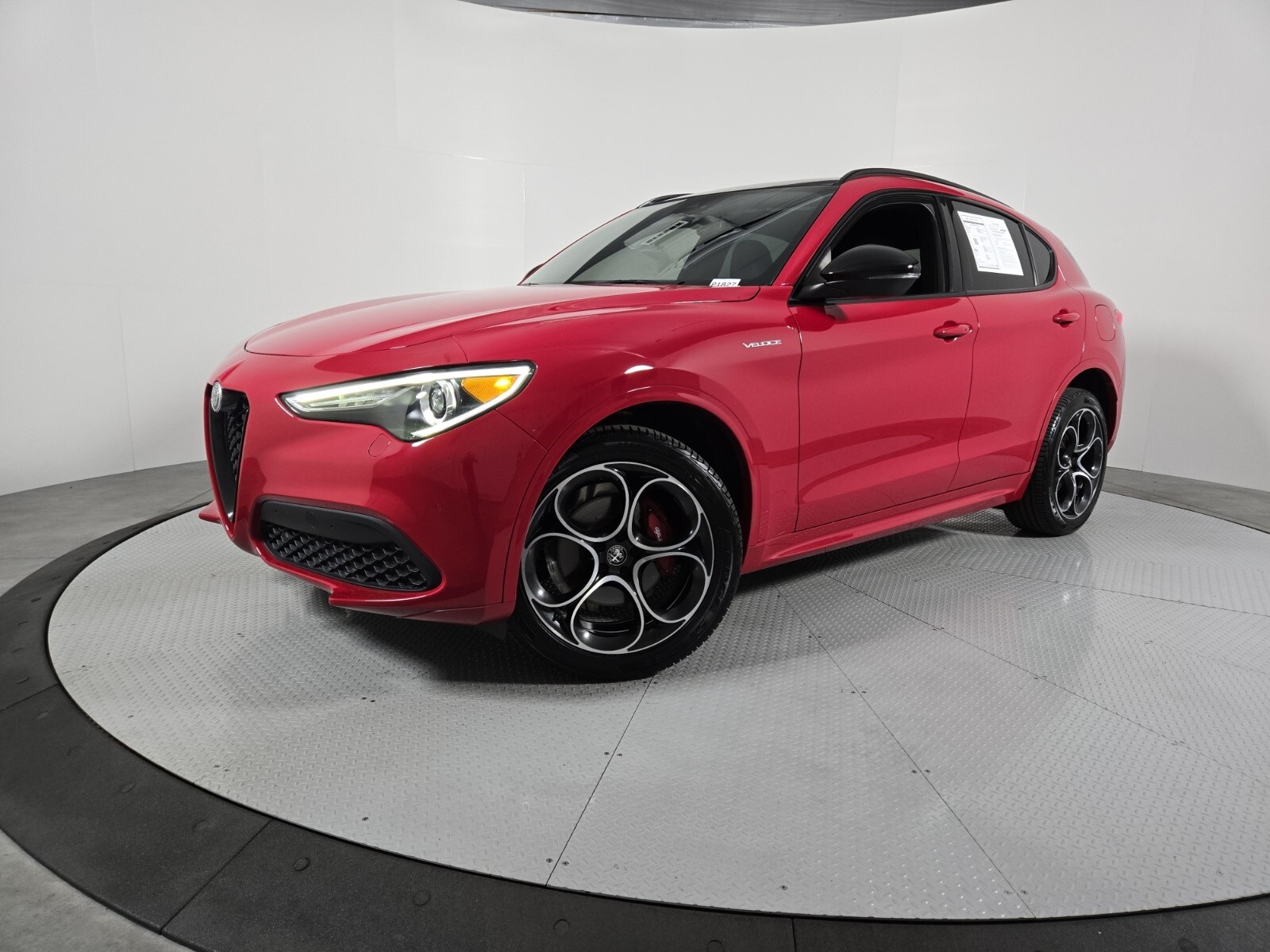 2022 Alfa Romeo Stelvio
