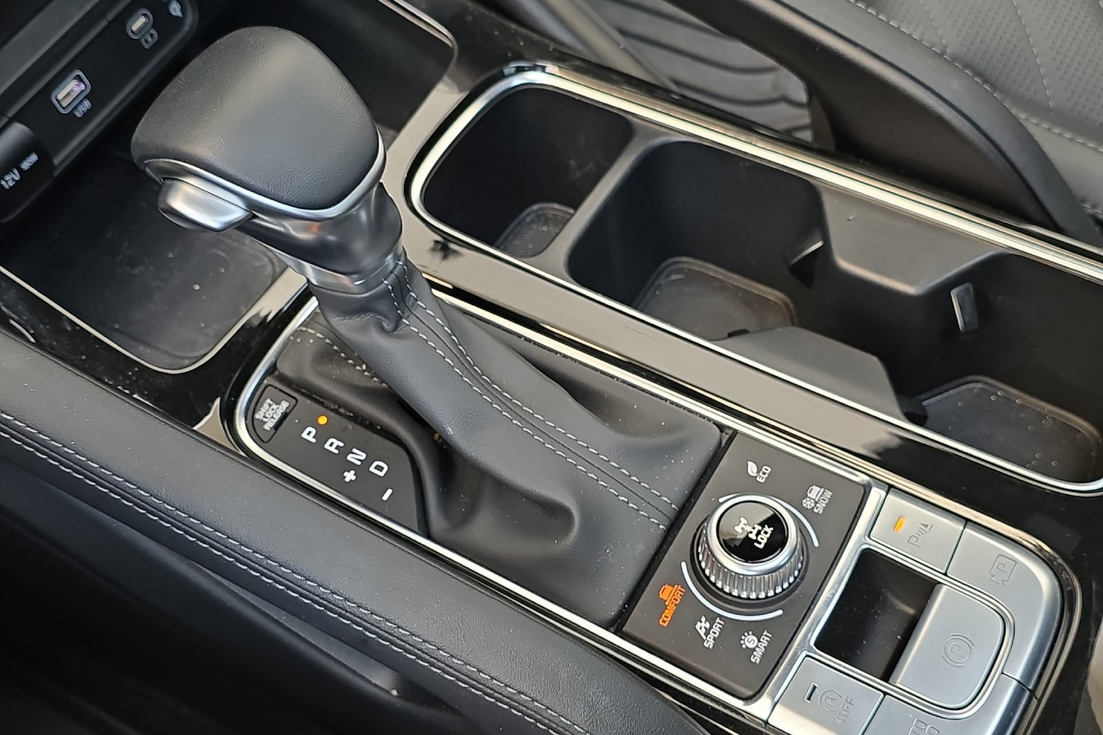 2024 Kia Telluride X-Line photo 9