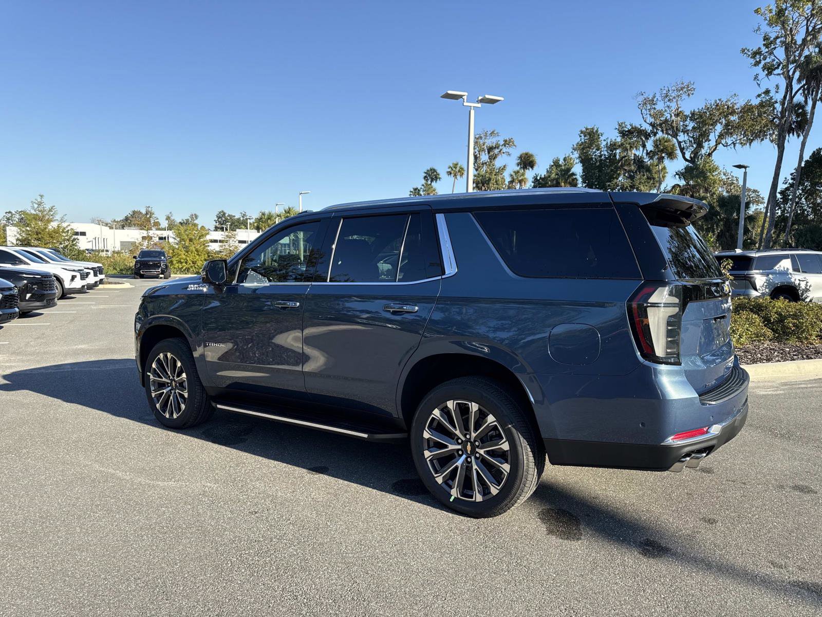 2026 Chevrolet Tahoe High Country photo 4