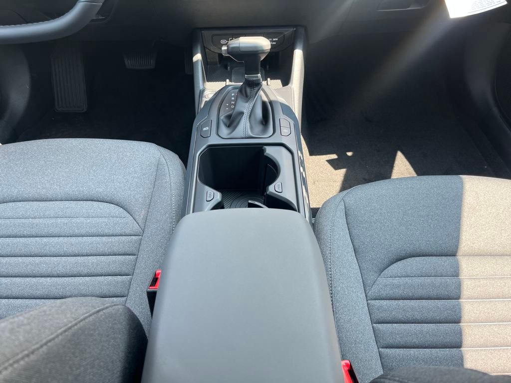 2025 Kia K4 EX photo 27