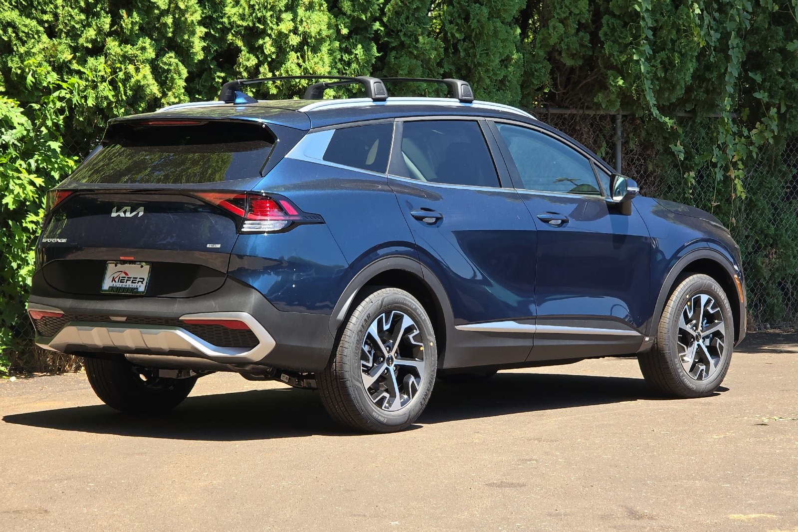 2025 Kia Sportage Hybrid EX photo 3
