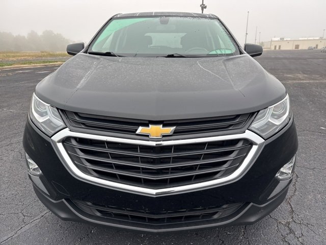 2019 Chevrolet Equinox LT photo 2