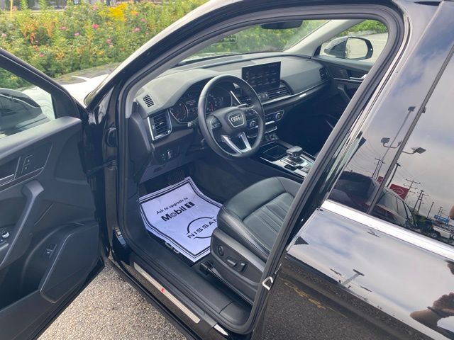 2022 Audi Q5 45 S line Premium photo 12