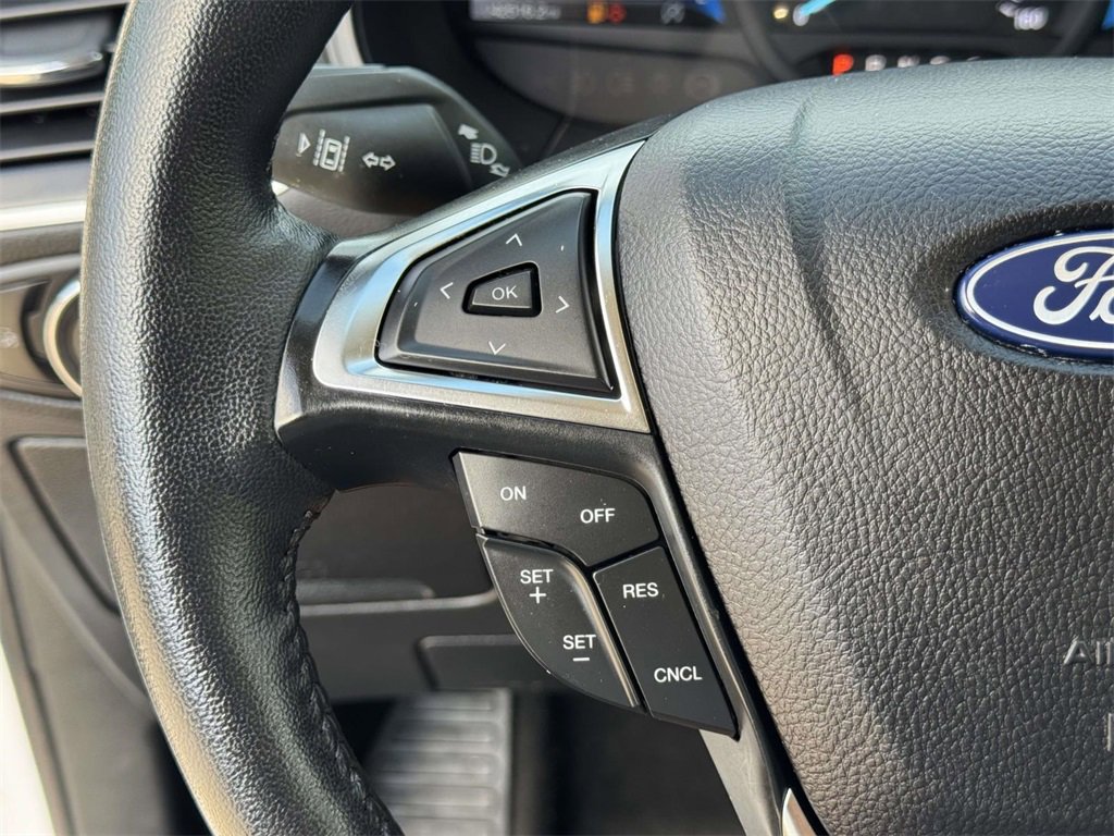 2024 Ford Edge SEL photo 8