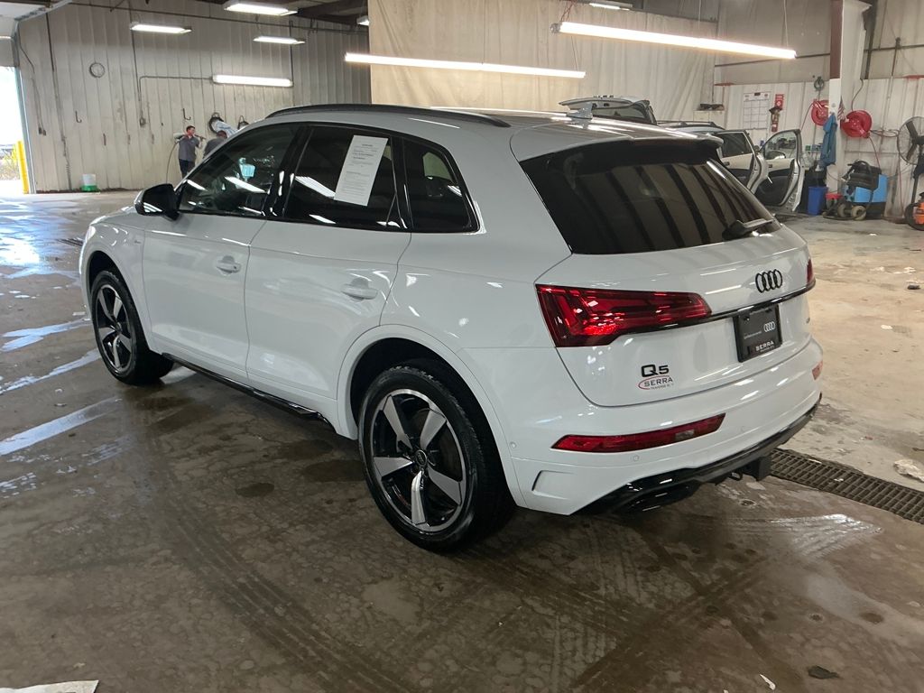 2023 Audi Q5 45 S line Prestige Premium photo 3