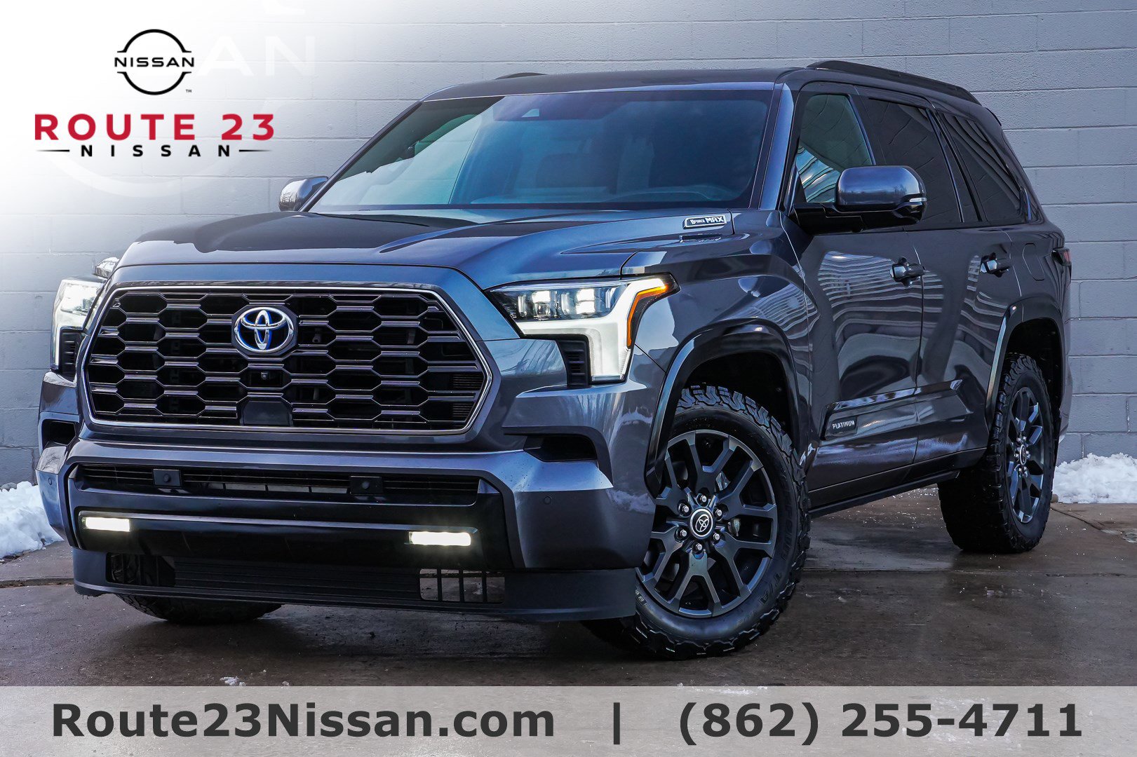 2023 Toyota Sequoia Platinum's photo