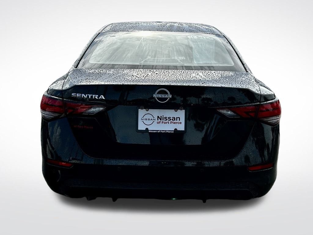 2025 Nissan Sentra S photo 5