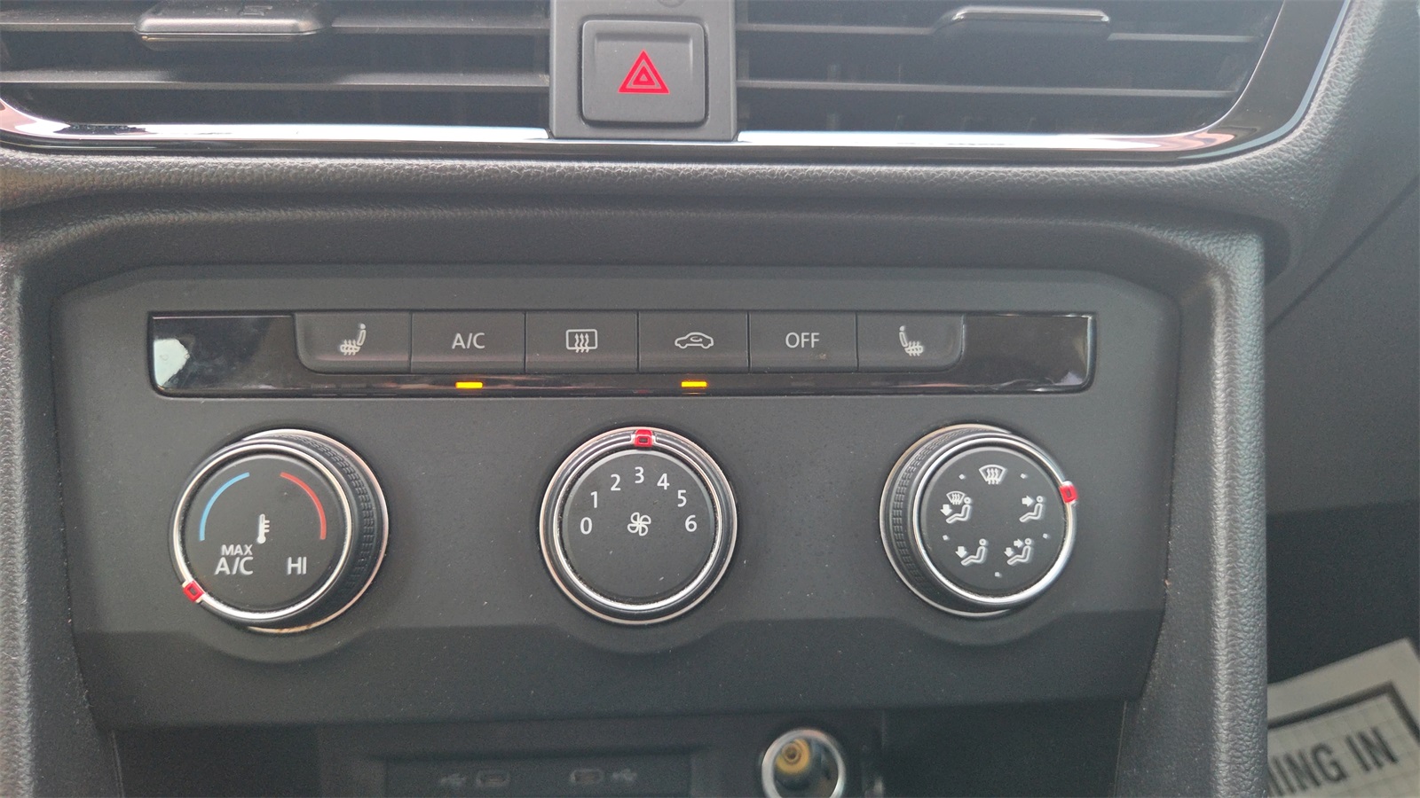 2022 Volkswagen Taos S photo 18