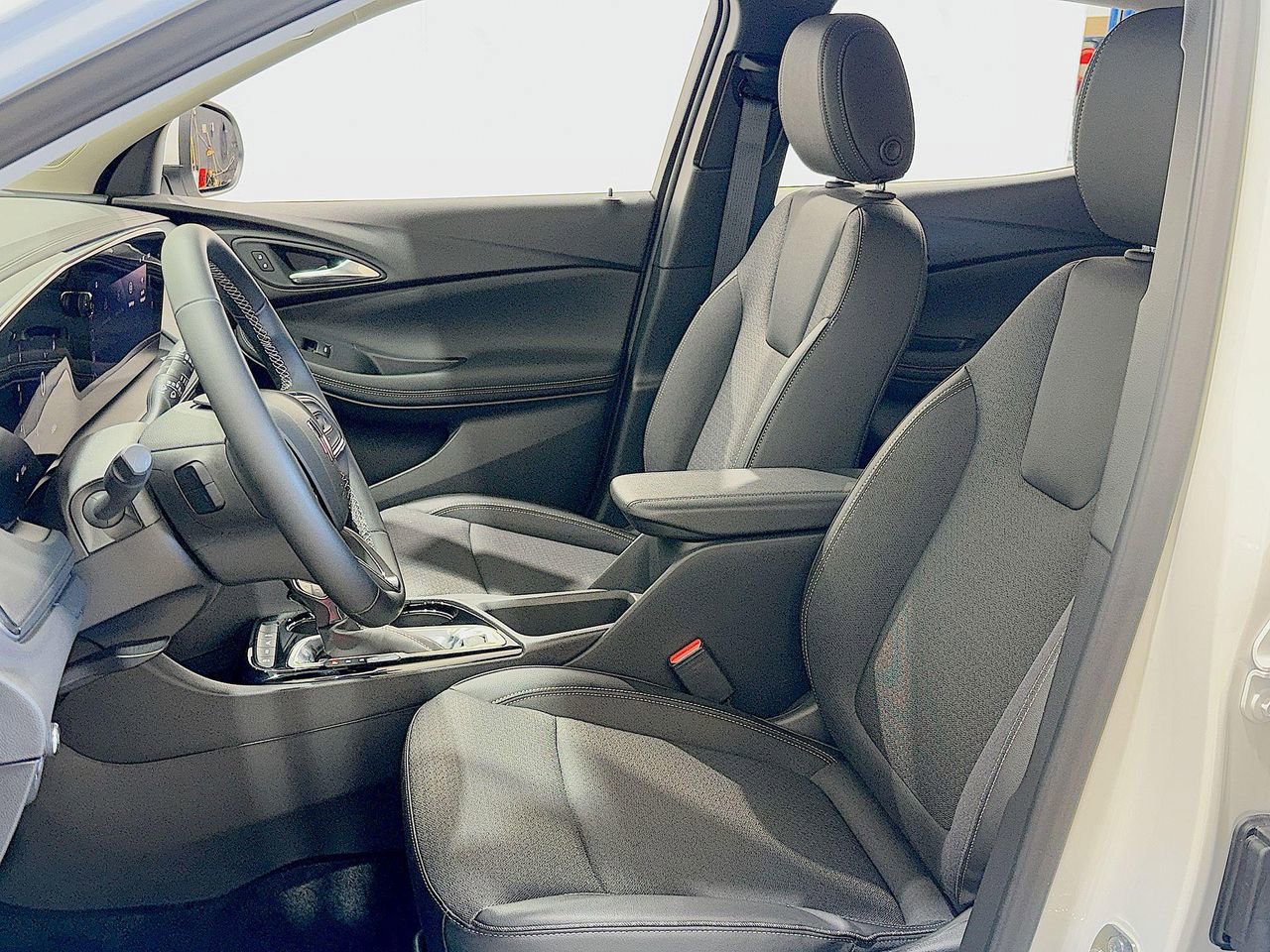 2025 Buick Encore GX Preferred photo 15