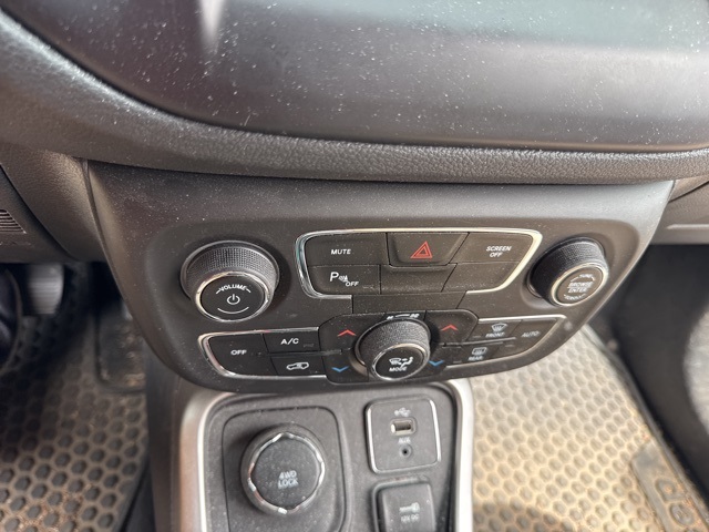2019 Jeep Compass Sport photo 6