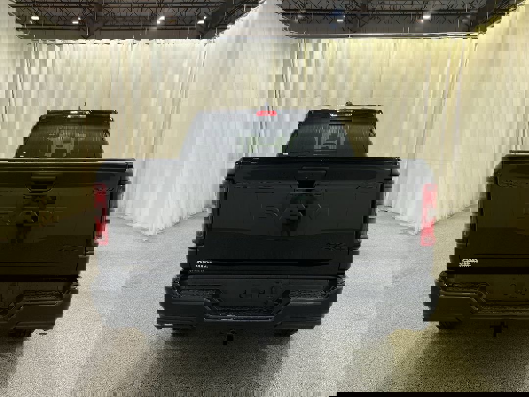 2025 Ram 1500 Tradesman photo 4