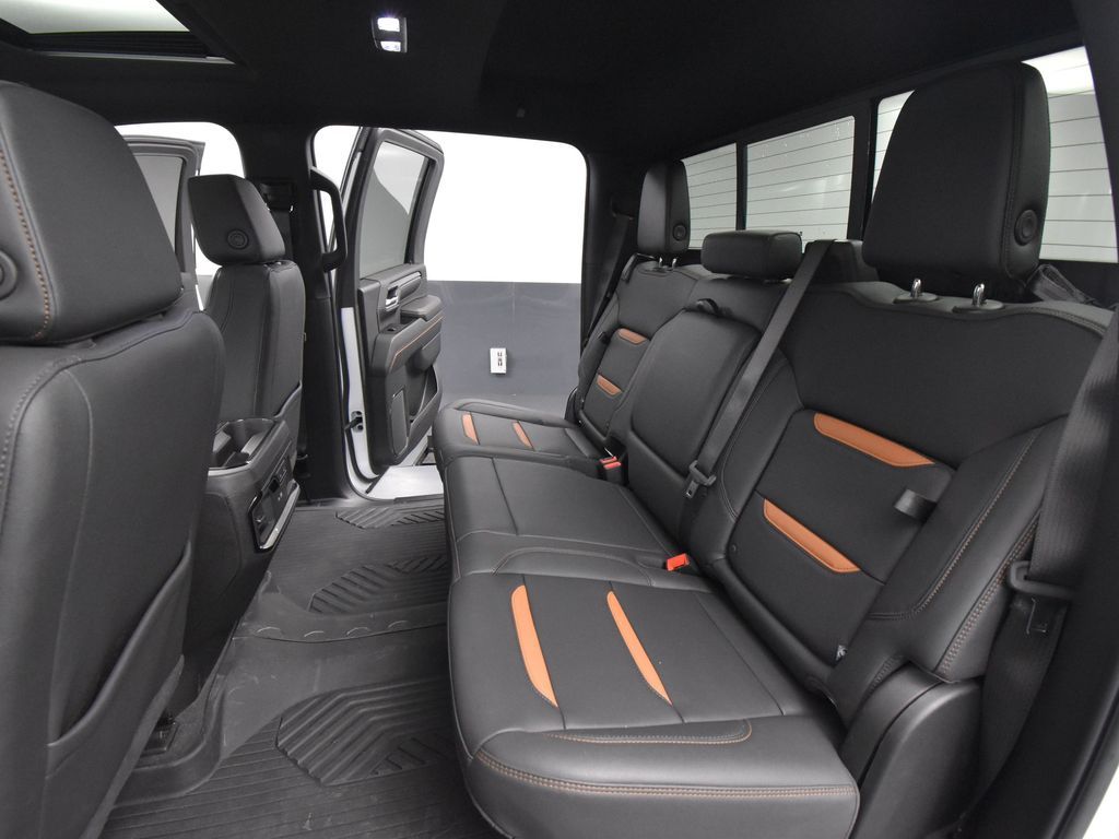 2024 Gmc Sierra HD AT4 photo 30